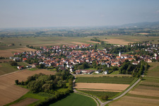 From the northeast in the district Mörzheim in Landau in der Pfalz in the state Rhineland-Palatinate, Germany