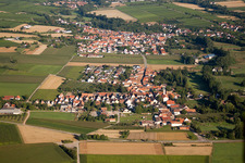 Aerial photograpy of Town View of the streets and houses of the residential areas in the district Muehlhofen in Billigheim-Ingenheim in the state Rhineland-Palatinate