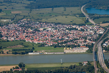 From the east in the district Maximiliansau in Wörth am Rhein in the state Rhineland-Palatinate, Germany
