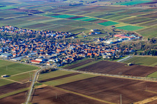 View of the town from the southeast in the district Niederhochstadt in Hochstadt in the state Rhineland-Palatinate, Germany