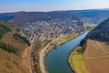 View of the town on the banks of the Neckar from the northwest in Neckargerach in the state Baden-Wuerttemberg, Germany