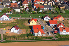 New development area Unteres Rappenfeld in the district Mörlheim in Landau in der Pfalz in the state Rhineland-Palatinate, Germany seen from a drone