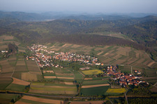 Drone recording of District Pleisweiler in Pleisweiler-Oberhofen in the state Rhineland-Palatinate, Germany