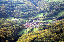 Village view in the Klinbachtal from the northeast in Münchweiler am Klingbach in the state Rhineland-Palatinate, Germany