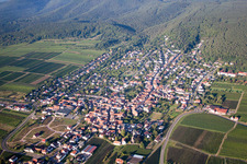 Aerial photograpy of Village view of Am Muenchberg in Bobenheim am Berg in the state Rhineland-Palatinate