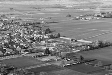 New development area Im Holderbusch in Minfeld in the state Rhineland-Palatinate, Germany viewn from the air