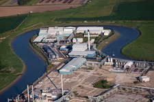 Aerial view of Building and production halls on the premises of the chemical manufacturers Pfizer Ltd in Sandwich in England, United Kingdom