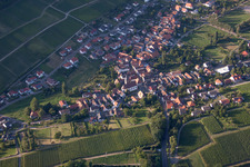 Town View of the streets and houses of the residential areas in Pleisweiler-Oberhofen in the state Rhineland-Palatinate, Germany
