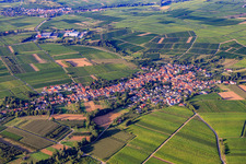 Wine-growing town from the southwest in Göcklingen in the state Rhineland-Palatinate, Germany