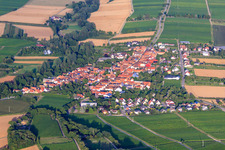 Aerial view of Wine-growing town from the west in the district Heuchelheim in Heuchelheim-Klingen in the state Rhineland-Palatinate, Germany