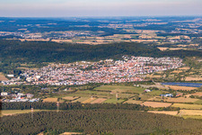 From the west in Nußloch in the state Baden-Wuerttemberg, Germany