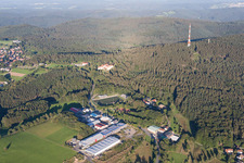 Industrial estate and company settlement with Morton Extrusionstechnik GmbH zu Fuessen des Sendemast in Abtsteinach in the state Hesse, Germany
