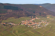 Village view from the southeast in Weyher in der Pfalz in the state Rhineland-Palatinate, Germany