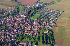 Village view in the morning from the north in the district Mörzheim in Landau in der Pfalz in the state Rhineland-Palatinate, Germany