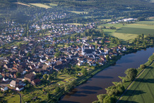 Town on the banks of the river of the Weser river in the district Luechtringen in Hoexter in the state North Rhine-Westphalia, Germany