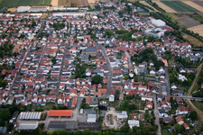 City view of the city area of in the district Roxheim in Bobenheim-Roxheim in the state Rhineland-Palatinate from above