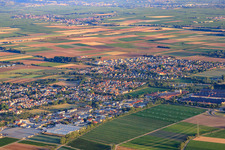 Overview of the town from the southeast in the district Dannstadt in Dannstadt-Schauernheim in the state Rhineland-Palatinate, Germany