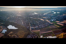 Panorama of the Rhine plain to the Odenwald in the district Gartenstadt in Ludwigshafen am Rhein in the state Rhineland-Palatinate, Germany