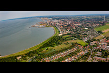 Grimmershörn Bay beach at the Döser Seedeich in the district Döse in Cuxhaven in the state Lower Saxony, Germany