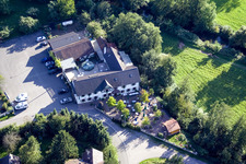 Bird's eye view of Waldgasthof Bienwaldmühle in Scheibenhardt in the state Rhineland-Palatinate, Germany