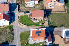 Buchenweg, new development area in the Brotäckern in Steinweiler in the state Rhineland-Palatinate, Germany from above