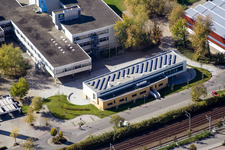 School building of the Ludwig-Marum-Gymnasium Pfinztal in the district Berghausen in Pfinztal in the state Baden-Wurttemberg from above