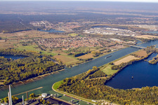 View of the town from the southeast, across the Rhine. in the district Maximiliansau in Wörth am Rhein in the state Rhineland-Palatinate, Germany