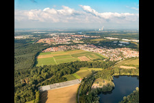 View of the town from the southwest in the district Sondernheim in Germersheim in the state Rhineland-Palatinate, Germany